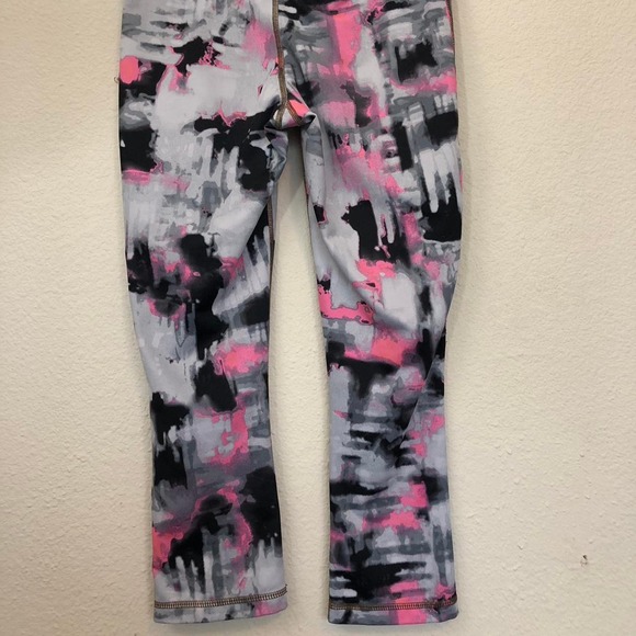 Women’s Pink/Black/White Marbled Leggings | Size XS - Picture 3 of 3